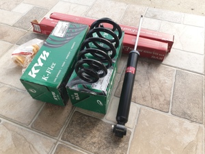 Kit nou suspensie Audi a4 b7 spate - imagine 3