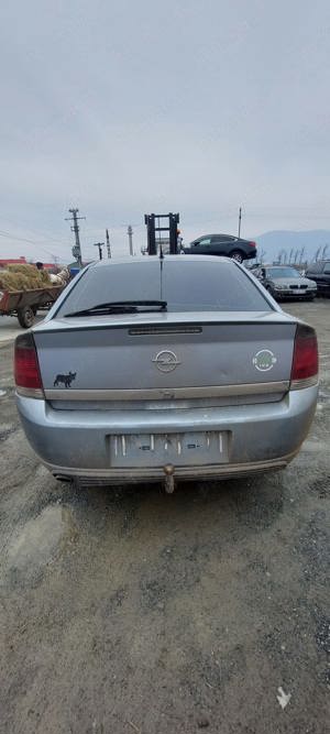 Dezmembrez Opel Vectra C 2.2 MOTORINA 2003 - imagine 6