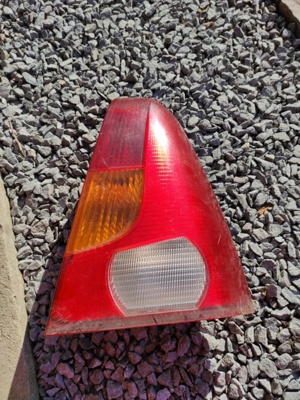 stop dreapta dacaia logan 1