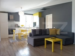 Apartament de vanzare, Zona Modern, 3 Camere, 2 bai, 68 mp utili + 70 mp terasa