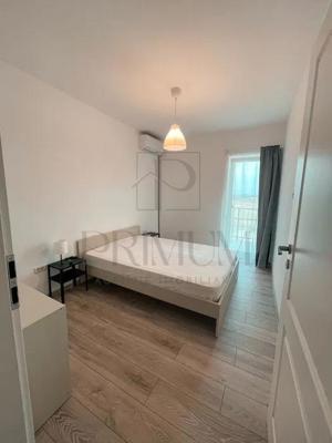 Apartament 3 camere - Mosnita Veche  - Toate Utilitatiile -Parcare Privata - imagine 4