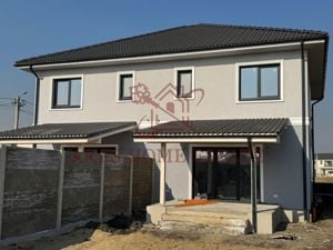 Duplex Modern de Vânzare în Mosnita Nouă - Spațiu Generos și Finisaje - imagine 9