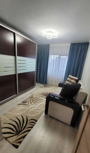 APARTAMENT 3 CAMERE/ ZONA ULTRACENTRALA/ PLOIESTI - imagine 6