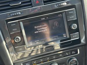 Volkswagen Golf 1.6 TDI Comfortline - imagine 11