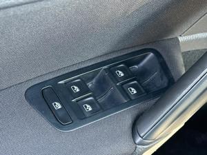 Volkswagen Golf 1.6 TDI Comfortline - imagine 16