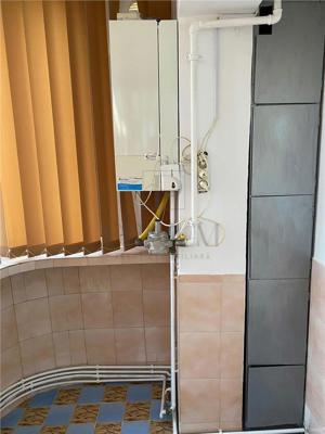 Apartament 2 camere - Zona Bucovina - Centrala Proprie - imagine 8