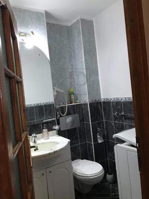 Apartament 2 camere - Zona Spitalul Judetean - Decomandat - Centrala Proprie - imagine 8