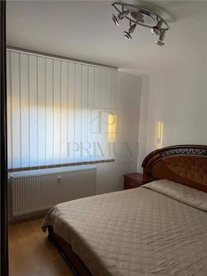 Apartament 2 camere - Zona Bucovina - Centrala Proprie - imagine 3