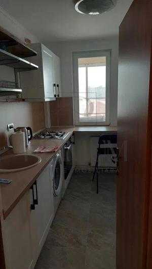 Apartament 2 camere - Zona Dacia - Centrala Proprie - imagine 7