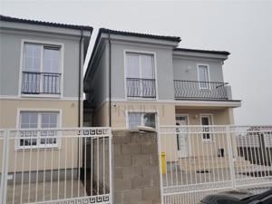 Duplex individual - 130 mp - 5 camere - balcon - zona excelenta