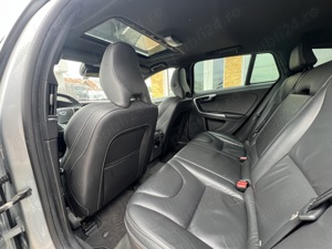 Volvo V60 D6 Plug-in Hybrid - imagine 9