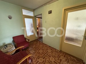 Apartament decomandat cu 3 camere 2 balcoane zona Dumbravii Sibiu - imagine 5