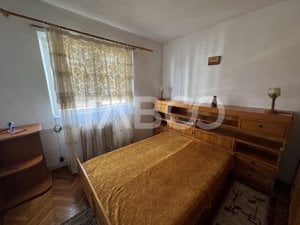 Apartament decomandat cu 3 camere 2 balcoane zona Dumbravii Sibiu - imagine 3