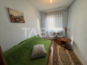 Apartament decomandat cu 3 camere 2 balcoane zona Dumbravii Sibiu - imagine 4