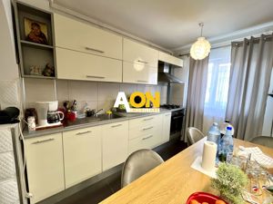 Apartament cu 3 Camere, Etaj 3, Zona Mercur - imagine 3