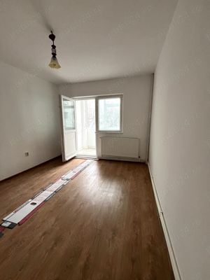 Apartament spatios, 2 camere decomandate, etaj 2, Mazepa 2 - imagine 8