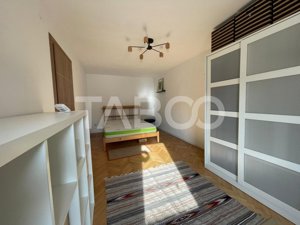 Apartament de vanzare cu 3 camere zona Orasul de Jos Sibiu - imagine 5