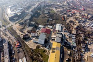 Platforma industriala 3552 mp hale beton si 9883 mp teren - imagine 8