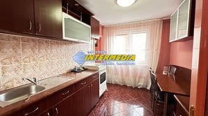 Inchiriere Apartament 4 camere 2 bai, 2 balcoane, etaj 3 cu loc parcare mobilat si utilat complet - imagine 5