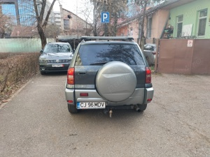 Unic proprietar vând, autoturism marca Toyota RAV4  - imagine 3