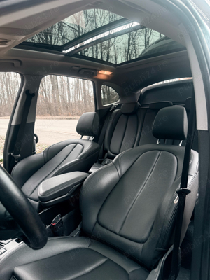BMW X1 Trapa   Panorama   Interior Piele - imagine 5 BMW X1 Trapa   Panorama   Interior Piele - imagine 5