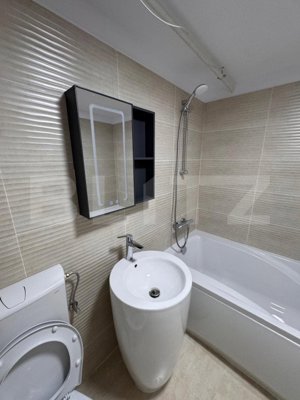 Apartament de vanzare 2 camere, decomandat, zona Jiului - imagine 8