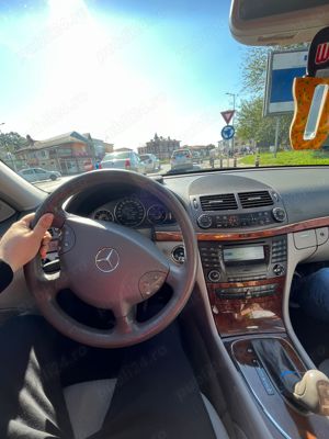 Mercedes E Class 2004 - imagine 6