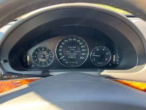 Mercedes E Class 2004 - imagine 8