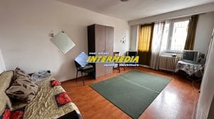 Garsoniera de vanzare 28 mp. Alba Iulia mobilata si utilata complet Zona Ampoi 1 - imagine 2