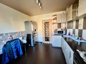 Apartament cu 3 camere, 2 bai, etaj intermediar, zona Aradului - imagine 4