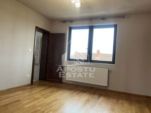 Duplex cu 4 camere si 4 bai, 2 locuri de parcare, Giroc - imagine 3