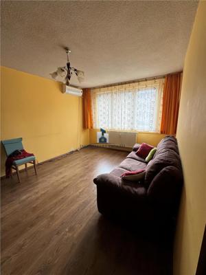 Vanzare Apartament 3 Camere Semidecomandat Berceni-Spinis