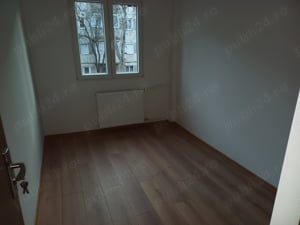 Dacia de vanzare apartament cu 3 camere renovat totall - imagine 2