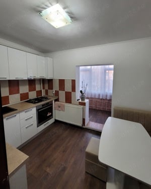 Vând apartament 3 camere Mioveni in zona Casei de Cultură  - imagine 4