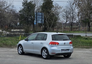 VW Golf 6 1.4TSI STYLE Navigatie Parkassist ÎncălzireScaune SenzoriParcare DubluClima Bluetooth - imagine 4