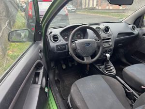 Ford Fiesta Coupe  - imagine 3