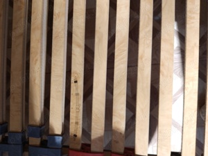 Urgent! Vând pat dublu 140x200 cm cu somiera rezistenta - imagine 5