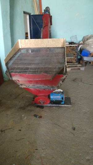 Vând linie peleti completa sau pe bucati