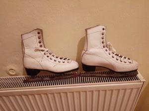 Vand Patine vechi  din piele  nr. 45-47