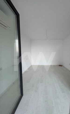 Apartament de lux cu 3 camere - Boxă la subsol - 2 terase -  Loc de parcare  - imagine 10