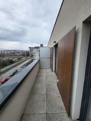 Vand apart bloc NOU semi-decomandat 2 camere Complex MAURER Tg. Mures - imagine 6