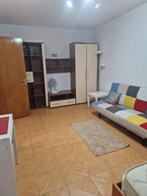 Închirierez Apartament cu 2 camere Decomandat, Berceni - imagine 4