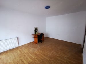 Inchiriez apartament cu 2 camere pe strada Eroilor - Florești - imagine 4