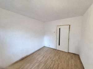 Apartament spatios cu 3 camere - imagine 4