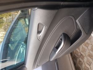 Vand opel astra j,17 cdti,2011,125cp,faruri xenon automate8,navigatie mare,roata de rezerva aproape  - imagine 10