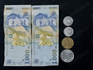 Vând monede și bancnote rare și de colecție. 