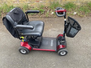 Scuter mobil pentru persoane cu dezabilitate 