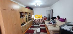 Apartament 3 camere, mobilat, utilat, Cetate - imagine 2