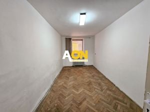 Casa 5 camere, 369 mp teren, zona Centru, pretabila pentru birouri - imagine 16