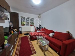 Apartament cu 2 camere, centrala proprie, etaj 1, zona Lipovei - imagine 2